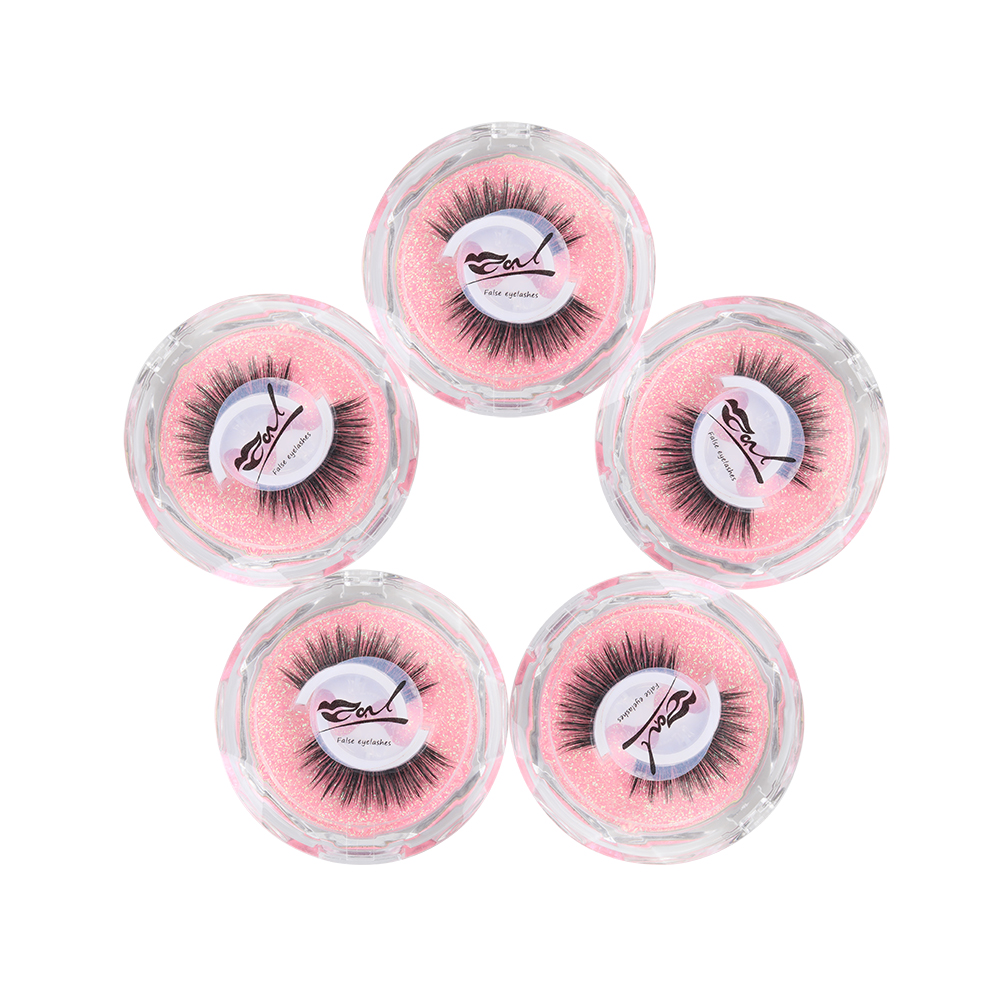 MUCAL Jelly glue false eyelashes are natural non-magnetic glue-free self-adhesive false eyelashes.